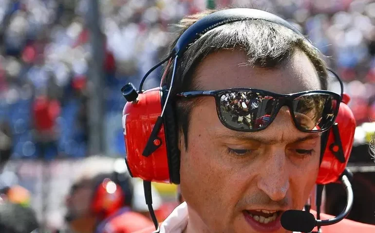 Riccardo Adami deixa posto de engenheiro de corrida de Hamilton