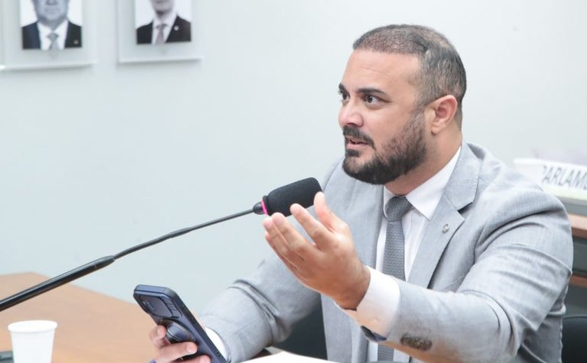 Comissão aprova projeto que torna crime o assédio moral praticado no meio militar