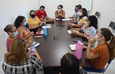 Técnicos da Educação se reúnem para dialogar medidas de combate a evasão escolar