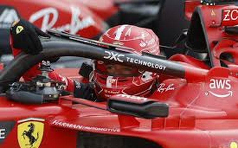 Leclerc é o mais rápido do dia no GP da Emilia-Romagna de F-1; Verstappen decepciona