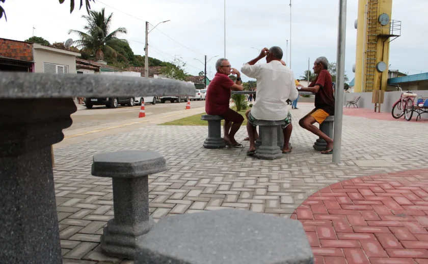 Com praça na Rua do Campo, Pilar ganha novo espaço de convivência