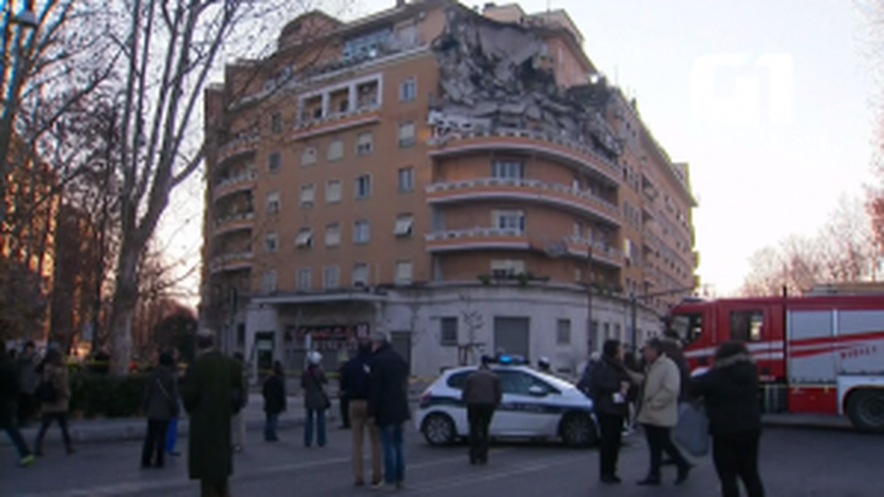 Prédio desaba em Roma e provoca evacuação de 110 pessoas