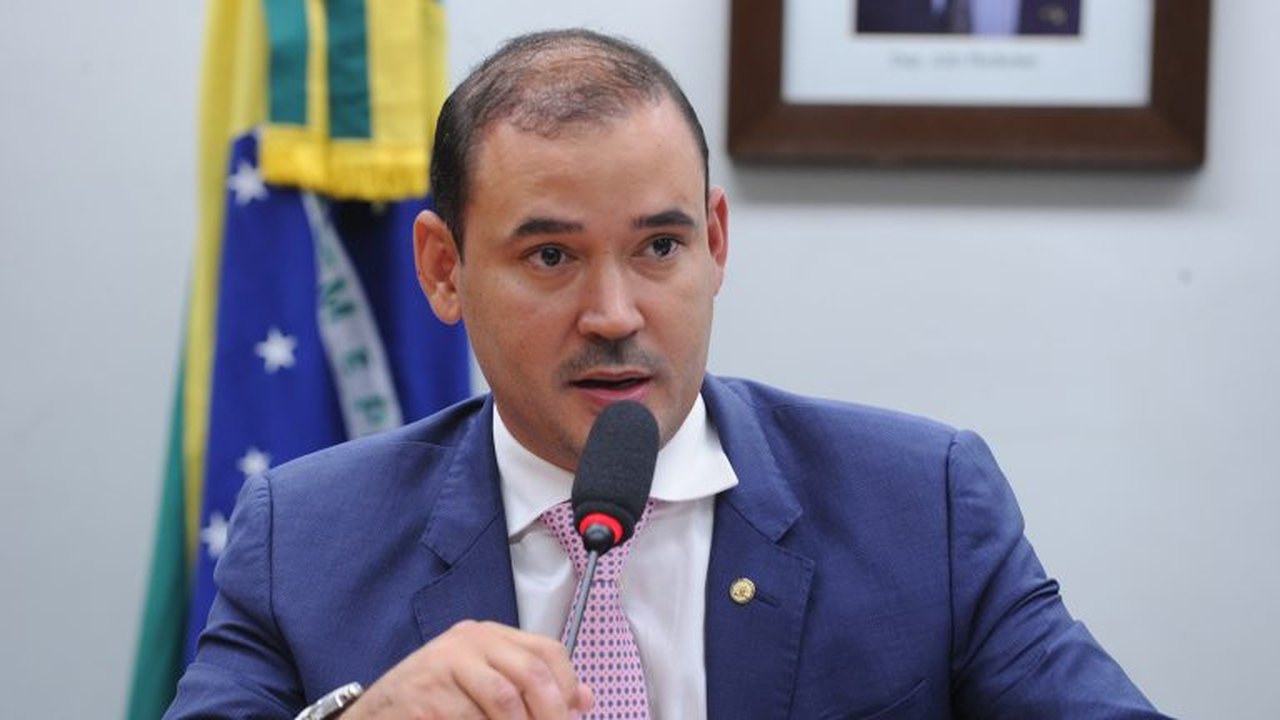 Pesquisa Atlas: Vicentinho tem 59,6% dos votos válidos no Tocantins e Professora Dorinha, 40,5%
