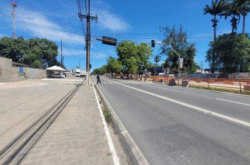 Câmara analisa PL que libera uso da faixa azul para motoristas por aplicativo, em Maceió
