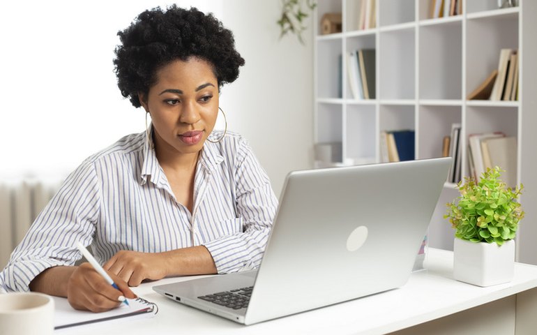 Enem 2021: prova deste ano registra o menor número de estudantes negros