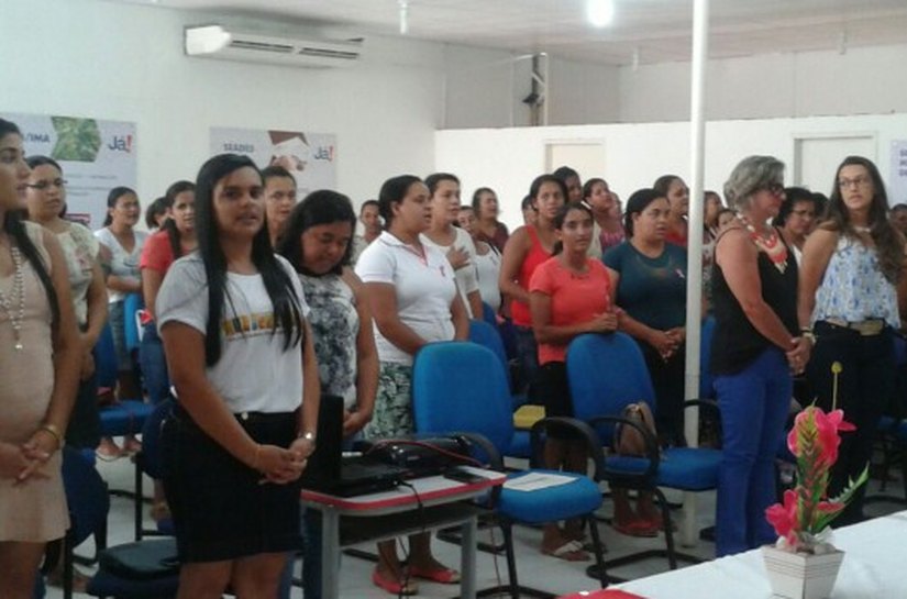 Porto Calvo sedia 1º Seminário do Programa Mulheres Mil