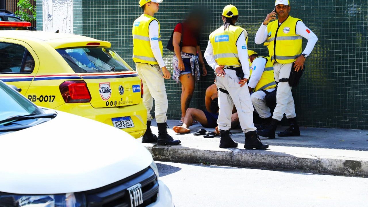  Ronda no Bairro prende suspeito de tráfico com moto roubada  