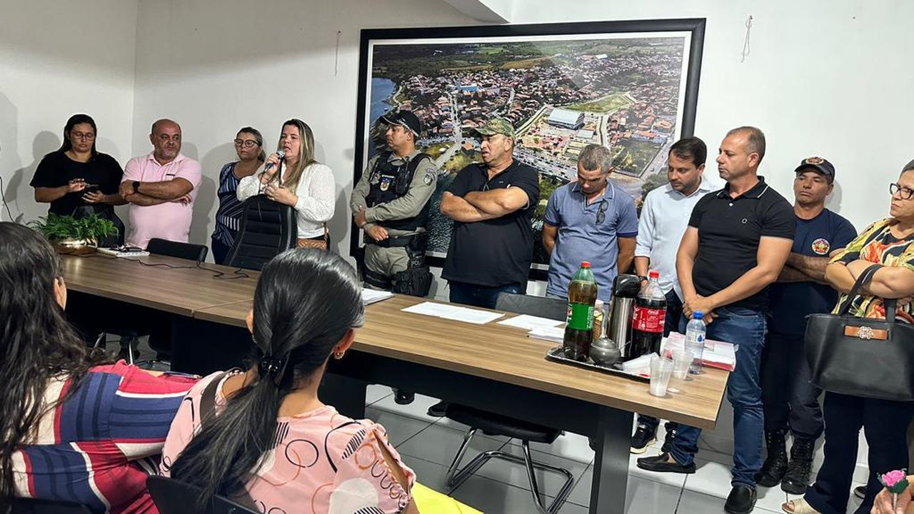 Reunião define estratégias de combate à violência nas escolas de Traipu