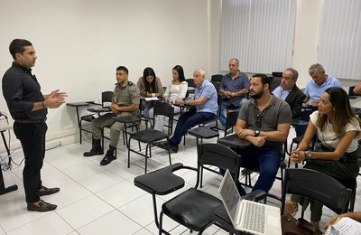 Procon Alagoas alinha diretrizes de atividades turísticas com representantes sindicais do setor