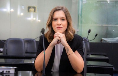 Deputada Cibele Moura tem indicação atendida e educadores serão prioridade na vacinação