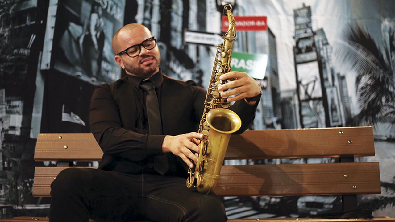 Saxofonista da banda de Ivete Sangalo é de Alagoas