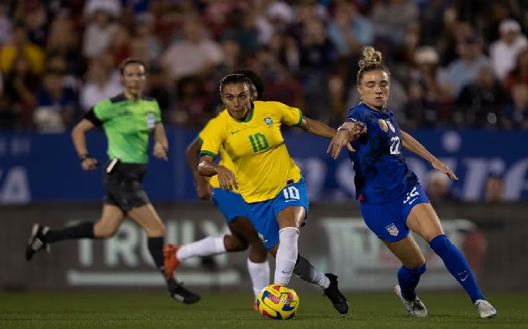 Seleção feminina de futebol perde para os EUA na She Believes Cup