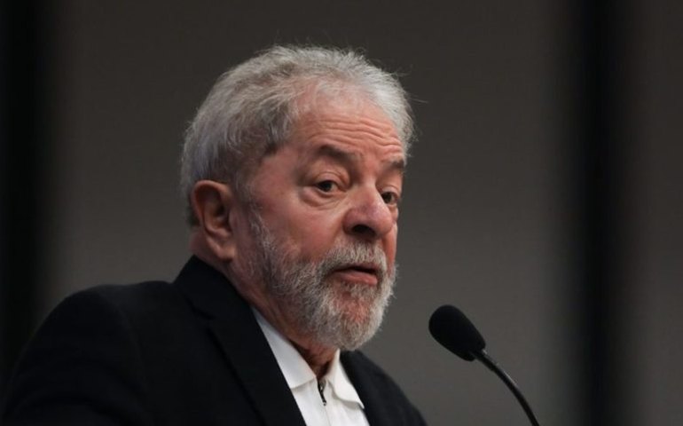 Lula diz que esquerda levou 'surra' nas redes e afirma que tem disposição para mais 5 eleições