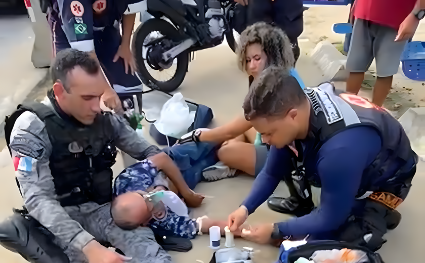 Equipe da Companhia de Raio auxilia idoso durante crises epilépticas em avenida de Maceió