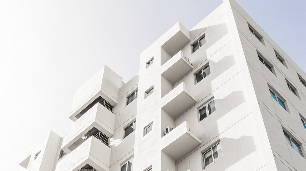 SINDECON-AL se defende de acusações feitas por sindicato e expõe bastidores do mercado condominial