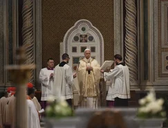 O Papa Leão XIV preside a Missa em Caena Domini, a Missa da Ceia do Senhor, na Quinta-feira Santa Católica, na Basílica de São João de Latrão, em Roma, quinta-feira, 2 de abril de 2026. Foto AP/Andrew Medichini
