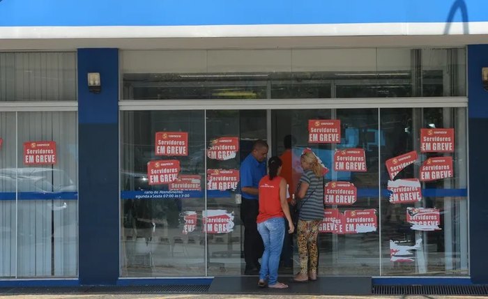 Servidores do INSS estão em greve desde o dia 10 de julho