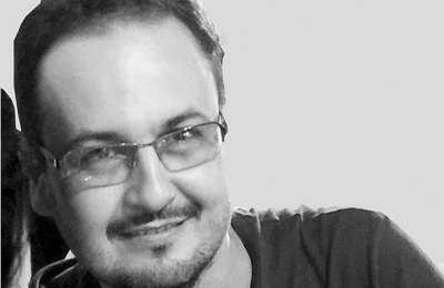 Crônica: O dono da bola decide quem brinca