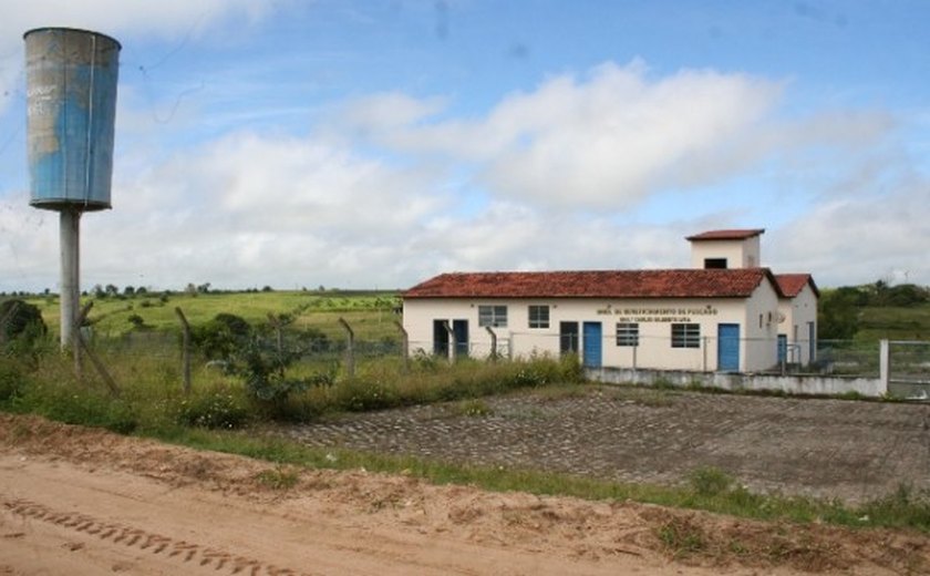 Penedo e indústria de pescado fecham contrato sobre uso da UBP