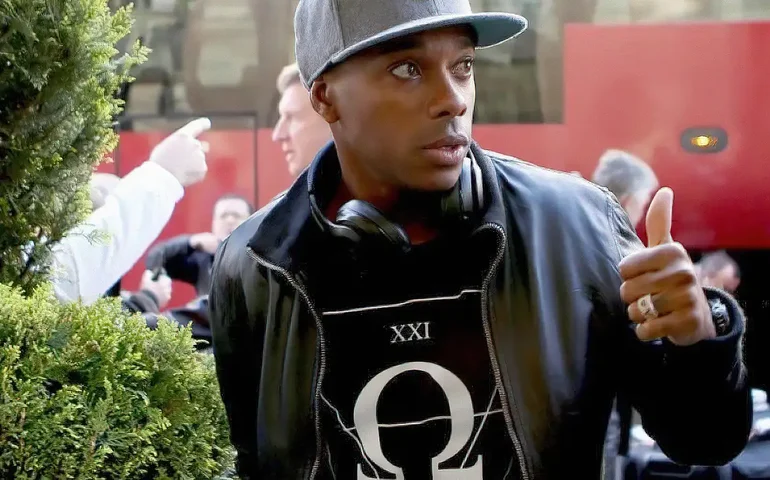 STF forma maioria para manter prisão de Robinho