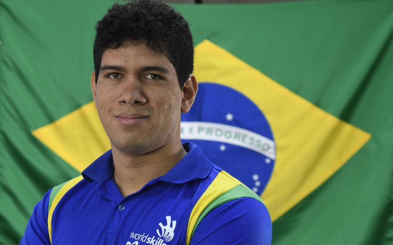 Aluno do Senai/AL treina em Brasília para competição na Rússia