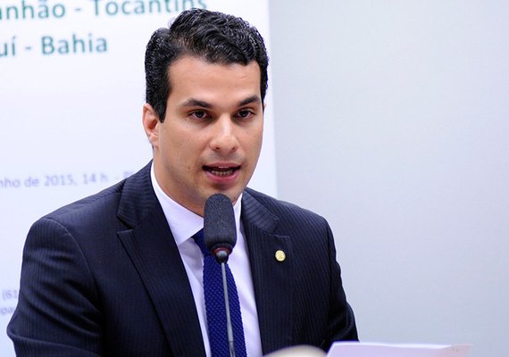 Projeto que regulamenta jogos de azar deve ser votado até setembro, diz relator no Senado