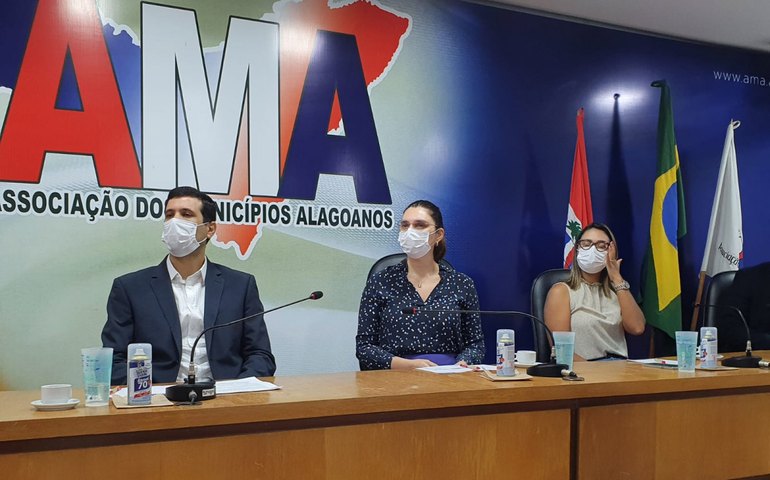 Na AMA, Jó Pereira apela para municípios aderirem ao Selo Unicef e ao programa Merenda Legal