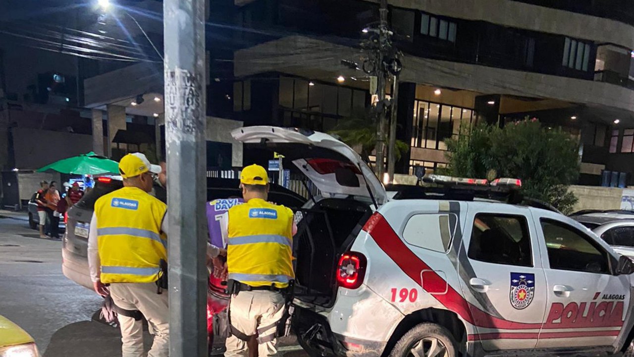 Ronda no Bairro detém indivíduo após agressão na orla de Maceió