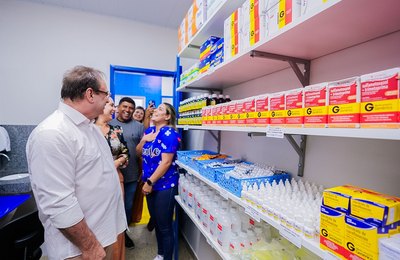 Moradores de Arapiraca recebem nova UBS com estrutura modernizada e renovada