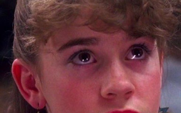 20 anos após 'De repente 30', atriz jovem do filme surpreende por semelhança com Jennifer Garner; compare