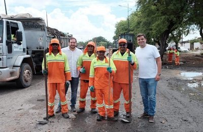 Prefeitura de Maceió leva mutirão de limpeza ao Dique Estrada