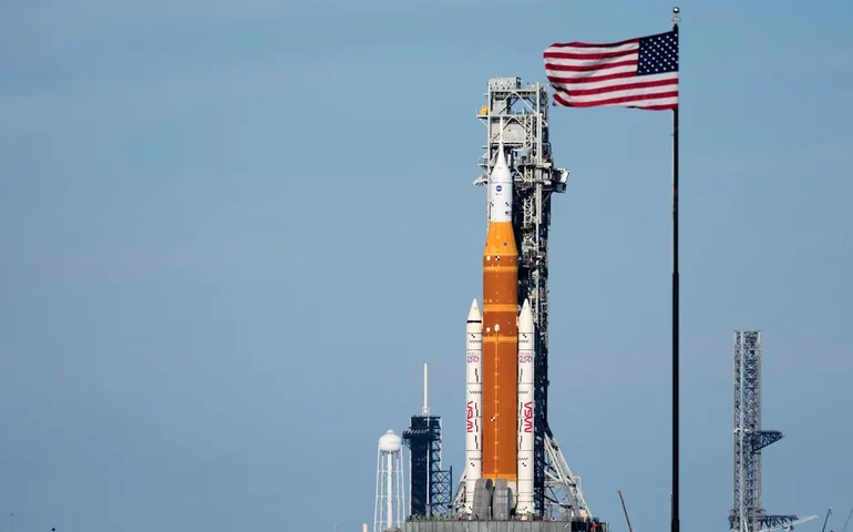 Nasa confirma data para primeira missão tripulada à Lua em 50 anos