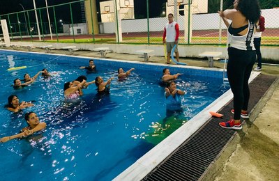 Pilar abre complexo esportivo para alunos da Educação de Jovens, Adultos e Idosos 