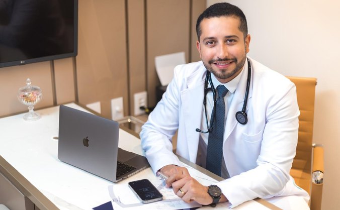 Horário das refeições não é o único fator que determina o ganho de peso, afirmam especialistas | Dr. Djairo Araújo.