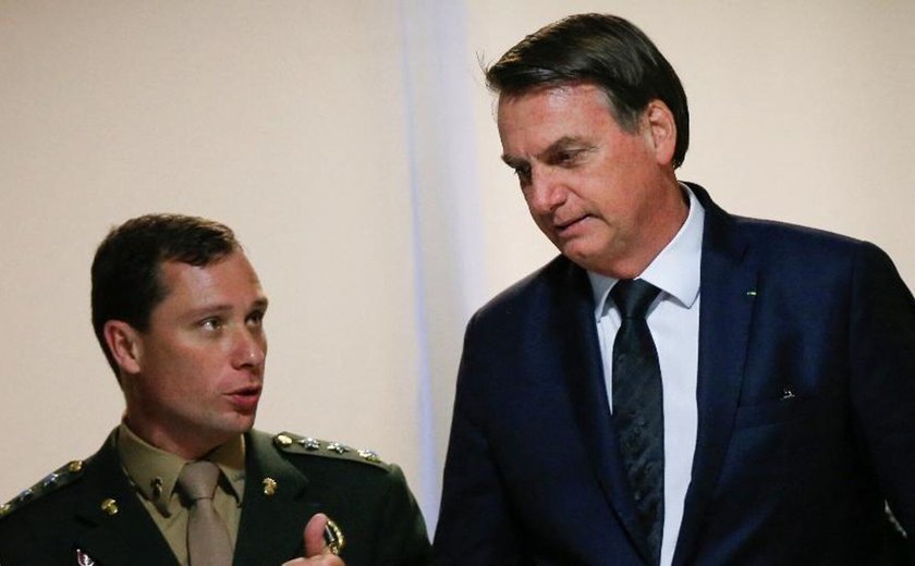 Bolsonaro pede anulação do acordo de delação de Mauro Cid, diz mídia