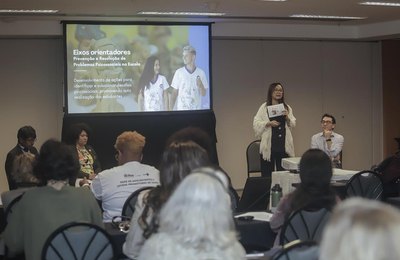 Seduc apresenta programa “Coração de Estudante” em congresso internacional