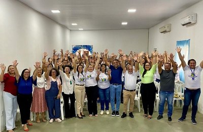 Prefeito Theobaldo acompanha lançamento de nova modalidade de ensino do EJA em Major