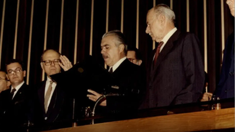 Redemocratização: há 40 anos, Sarney assumia a presidência do Brasil