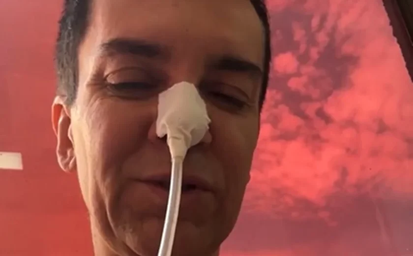 Regis Danese é internado em UTI após transferência de hospital