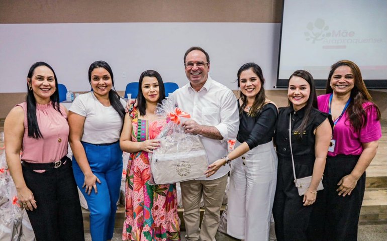 Prefeitura entrega mais 100 enxovais e já beneficia 600 mulheres em Arapiraca