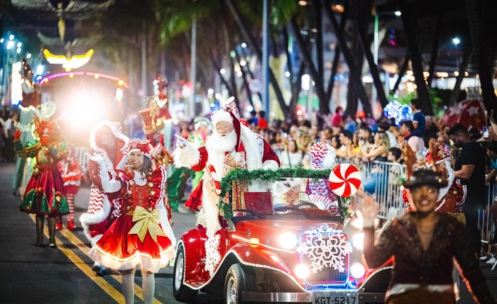 Parada natalina acontece ainda nos dias 15, 22, 24 e 29 de dezembro, às 18h30