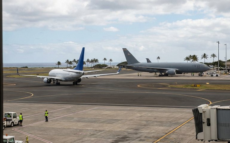 Voo da JetBlue evita colisão com avião-tanque da Força Aérea dos EUA