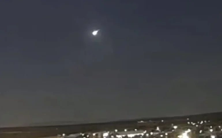 Meteorito se desintegra sobre Ohio e libera energia equivalente a 250 toneladas de TNT