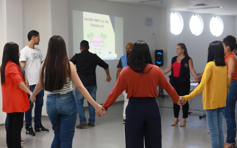 Hospital Metropolitano promove palestras e blitz para promover a saúde e a segurança no trabalho