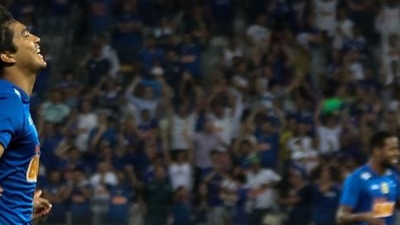 Em ritmo de treino, Cruzeiro atinge marca histórica e massacra surpresa da Copa do Brasil
