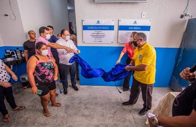 Prefeito Luciano entrega Shopping Popular revitalizado e anuncia 13º e salário de dezembro