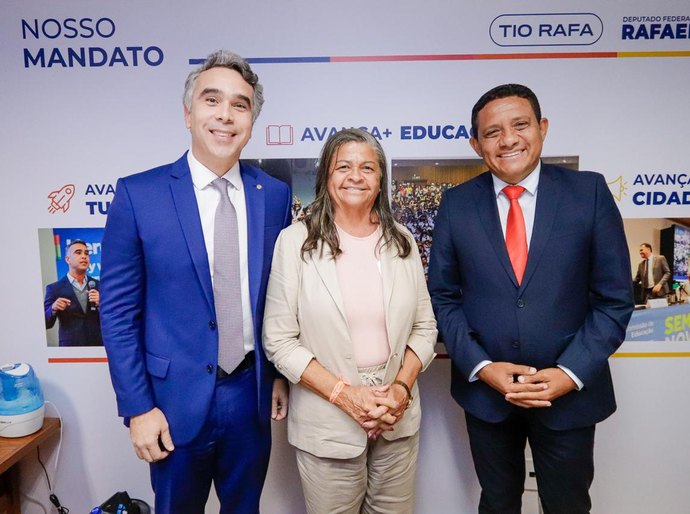 Prefeito Júlio Cezar percorre bancada alagoana em Brasília e busca investimentos para Palmeira