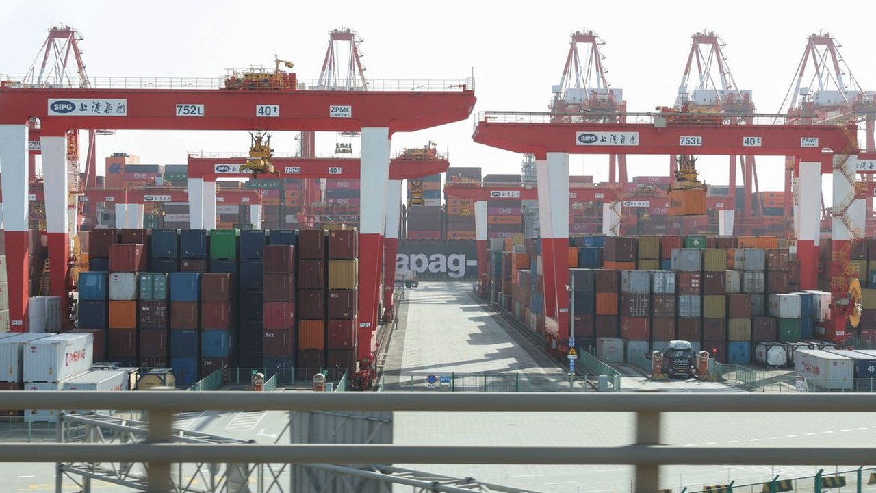 EUA vão taxar produtos da China em 104% a partir desta quarta