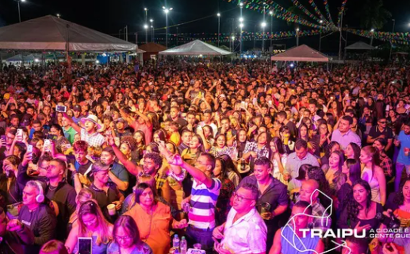 Alavantu Traipu: Multidão lota Orla Beira Rio para celebrar o São João em Traipu