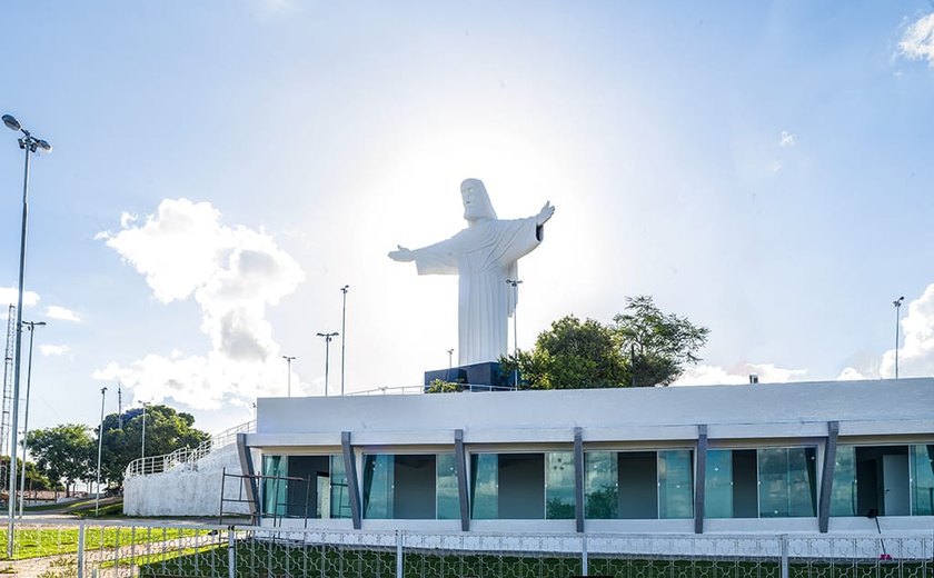 Prefeitura de Palmeira entregará obra de revitalização do Cristo Redentor, na Serra do Goiti, neste domingo (21)